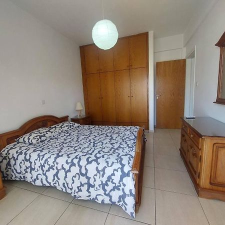 Sunny 2 Bedroom Larnaca Center Экстерьер фото