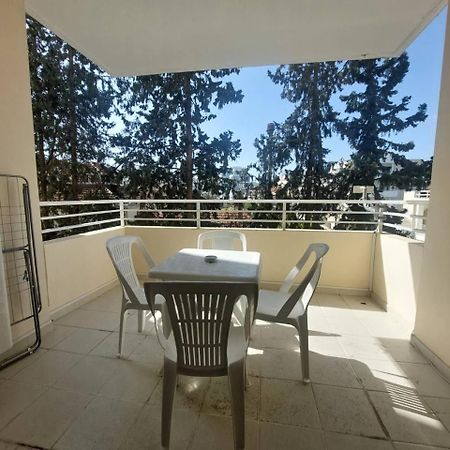 Sunny 2 Bedroom Larnaca Center Экстерьер фото